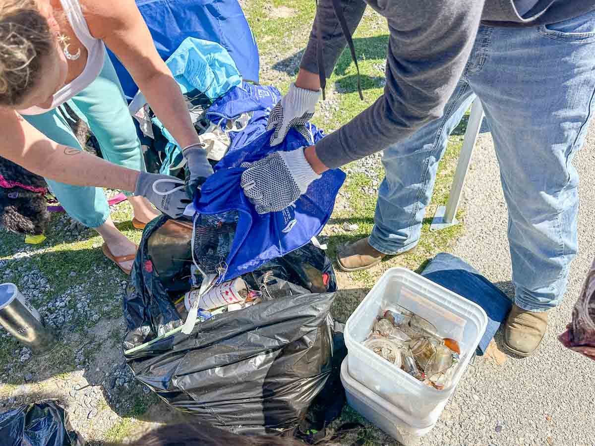 beach-cleanup-harry-parker-photography-5